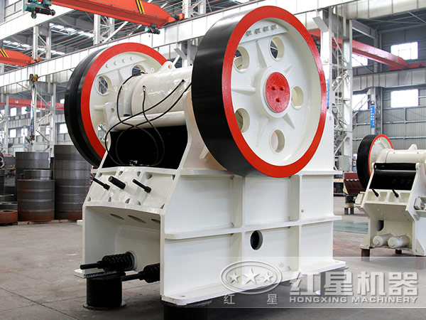 效能高顎式破碎機