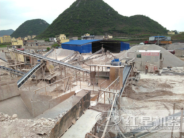 沖擊式破碎機現(xiàn)場圖