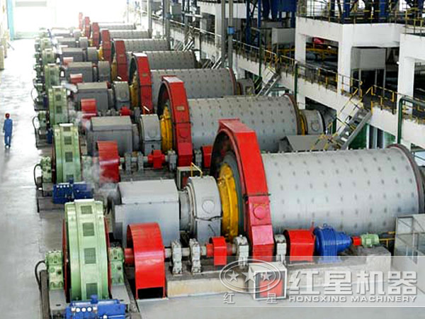 節(jié)能環(huán)保球磨機(jī)生產(chǎn)現(xiàn)場(chǎng)實(shí)拍 節(jié)能環(huán)保球磨機(jī)生產(chǎn)現(xiàn)場(chǎng)實(shí)拍