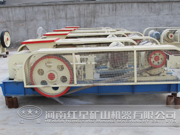 對輥破碎機(jī)