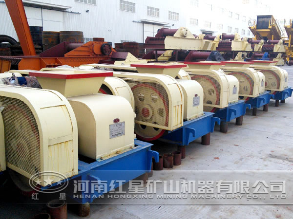 玄武巖對(duì)輥式破碎機(jī)