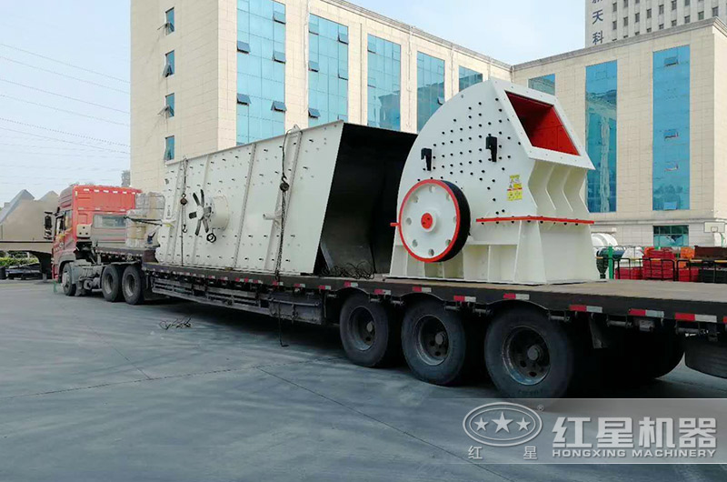 整套重錘破機裝車發(fā)貨現(xiàn)場 整套重錘破機裝車發(fā)貨現(xiàn)場