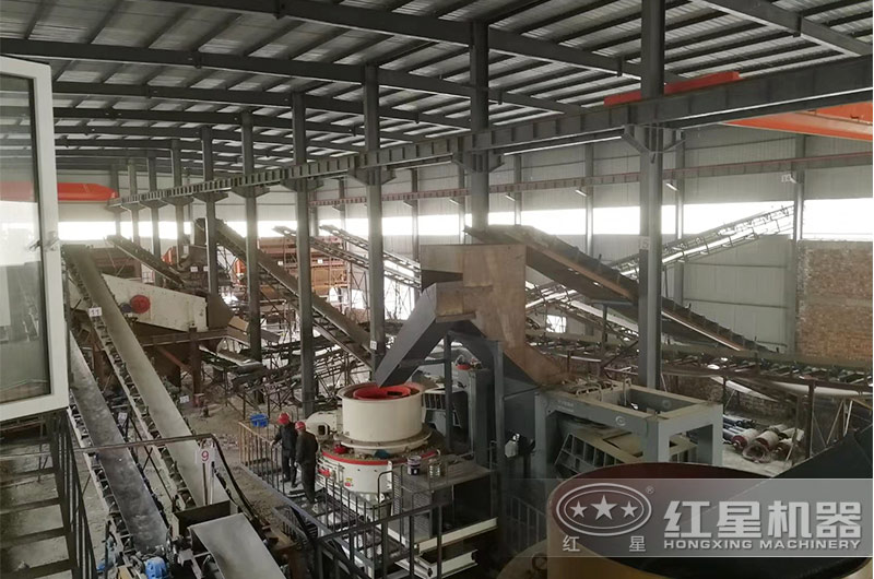 鵝卵石制砂加工客戶現(xiàn)場(chǎng) 鵝卵石制砂加工客戶現(xiàn)場(chǎng)