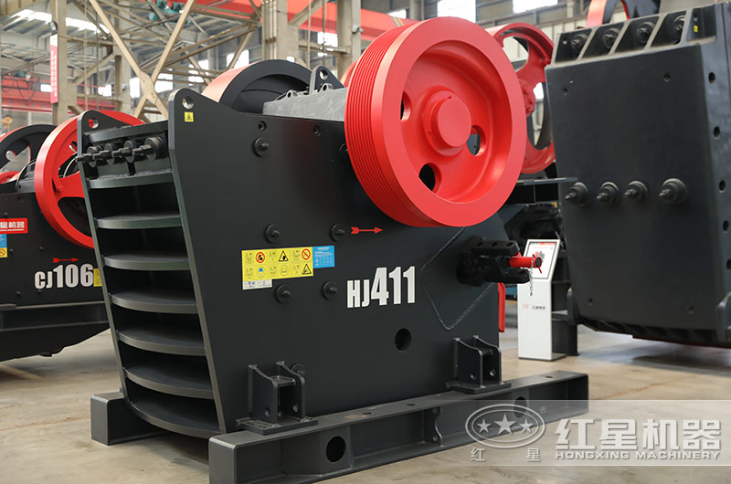 鄂式破碎機 鄂式破碎機