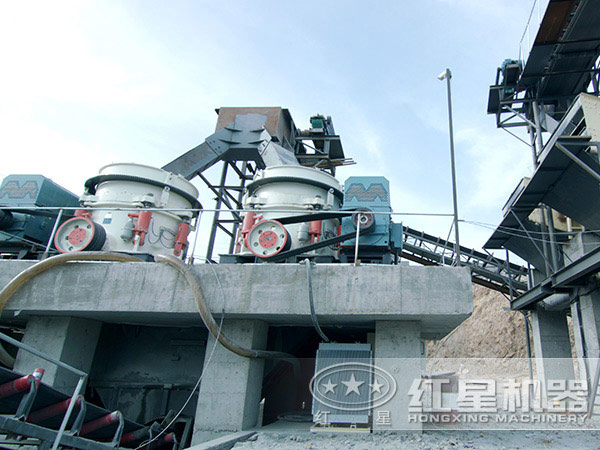 PYB1750圓錐破碎機(jī)設(shè)備實(shí)拍