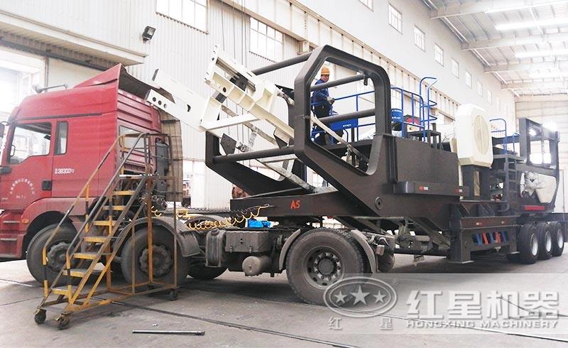 車載式流動(dòng)煤炭破碎機(jī)發(fā)貨