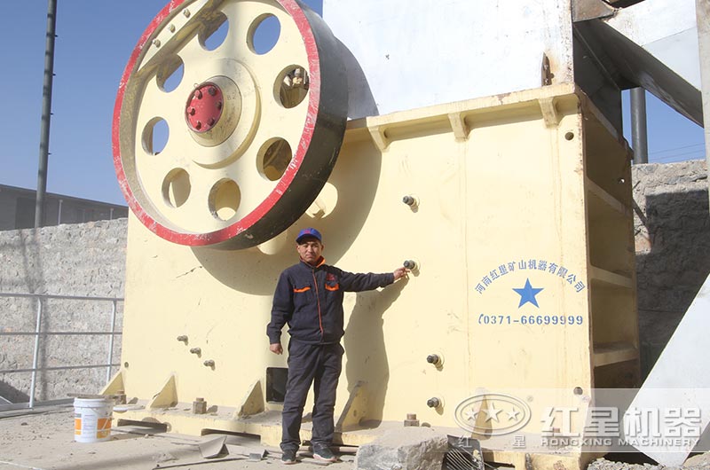 技術(shù)人員到河北客戶現(xiàn)場(chǎng)對(duì)設(shè)備進(jìn)行安裝、調(diào)試