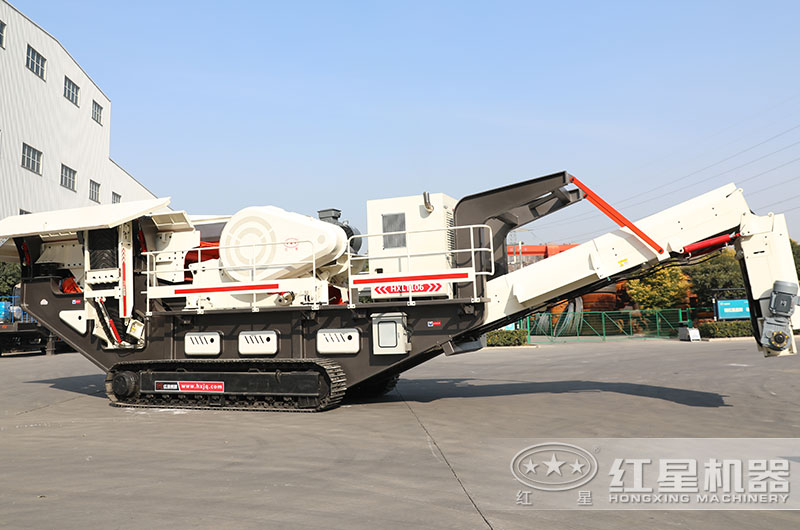 大型移動(dòng)式建筑垃圾粉碎機(jī)圖片