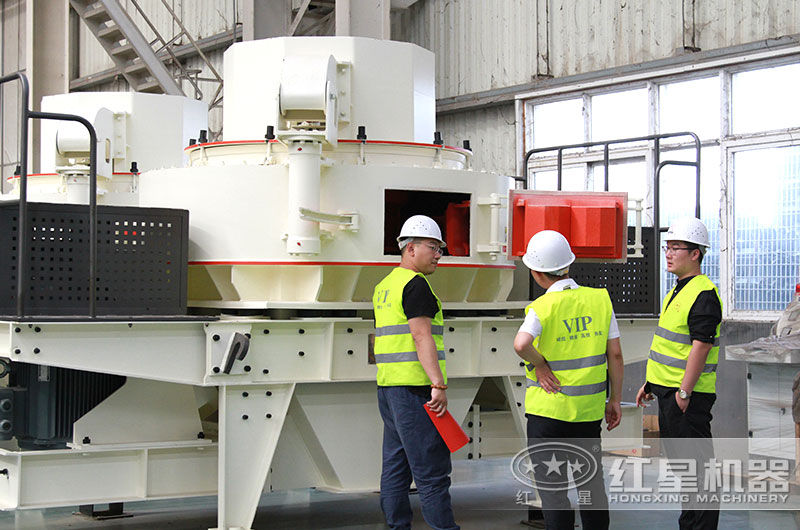 客戶到設備生產(chǎn)車間實地考察 客戶到設備生產(chǎn)車間實地考察