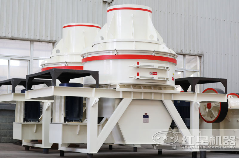 直通沖擊式制砂機(jī)，體積小，移動(dòng)方便