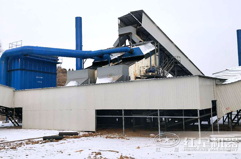 環(huán)保型制砂機應(yīng)用現(xiàn)場圖片