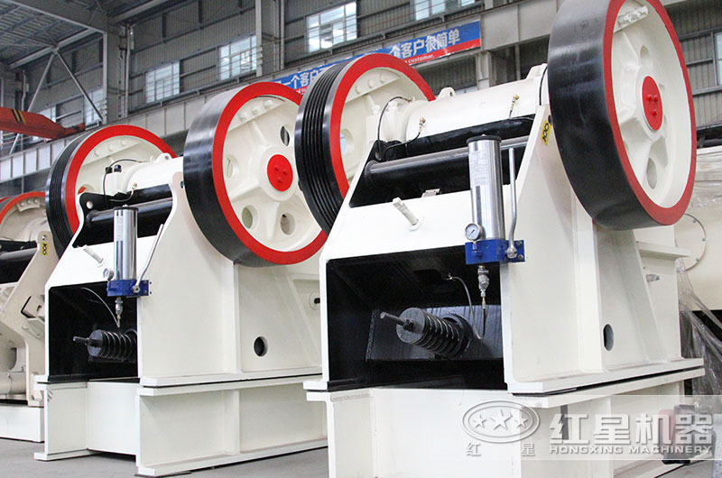 顎式破碎機(jī)，牢固可靠