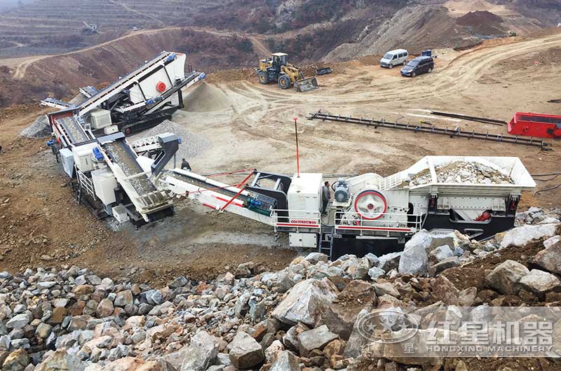 鄂破移動(dòng)式破碎機(jī)+圓錐式篩分移動(dòng)破碎機(jī)