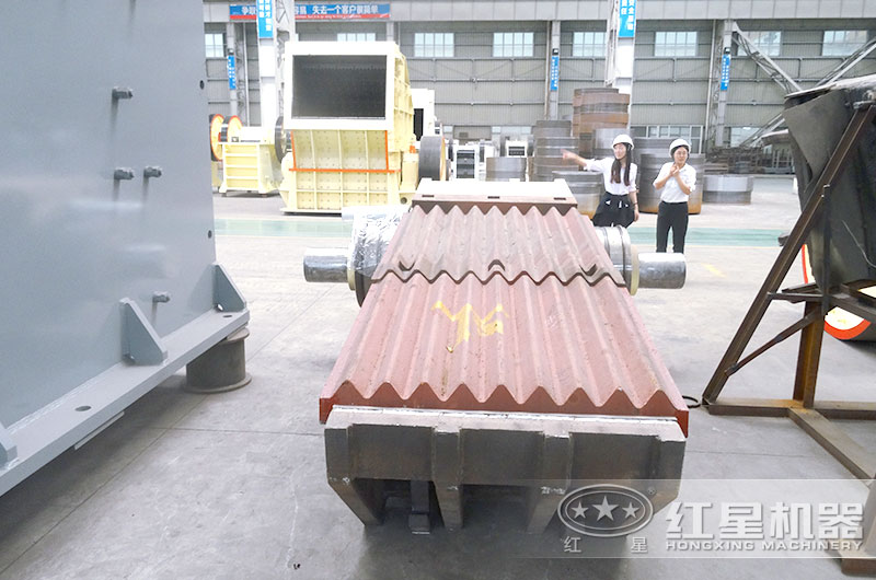 顎式破碎機的顎板 顎式破碎機的顎板