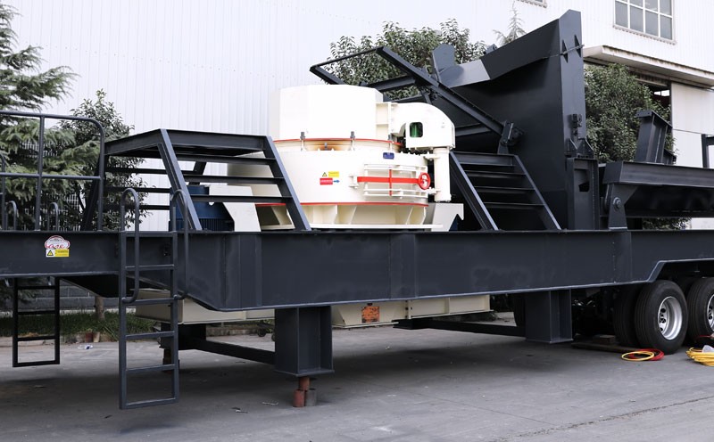 河卵石移動制砂機廠區(qū)實拍圖 河卵石移動制砂機廠區(qū)實拍圖