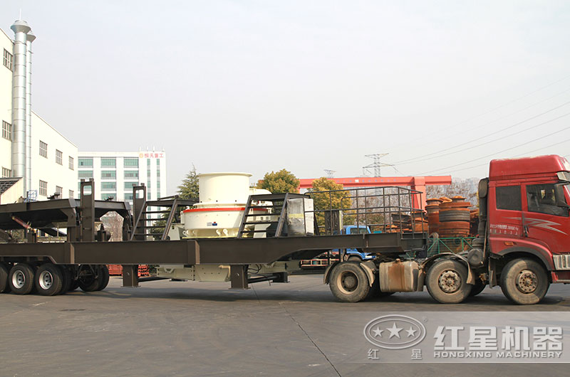 紅星機器小型流動式石子制砂機發(fā)往浙江 紅星機器小型流動式石子制砂機發(fā)往浙江