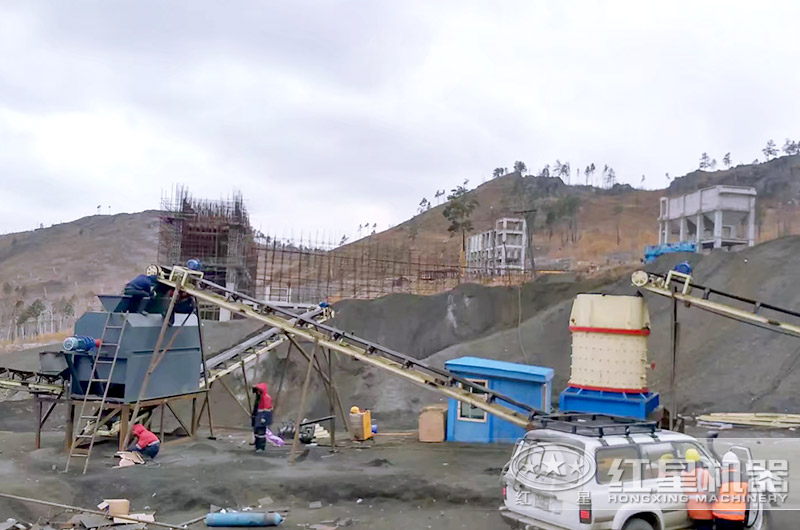 一萬多小型制沙機生產(chǎn)現(xiàn)場圖